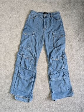 AKIRA Cargo Wide Leg Jeans Size 9 Light Wash Denim Multi Pocket Strap Streetwear